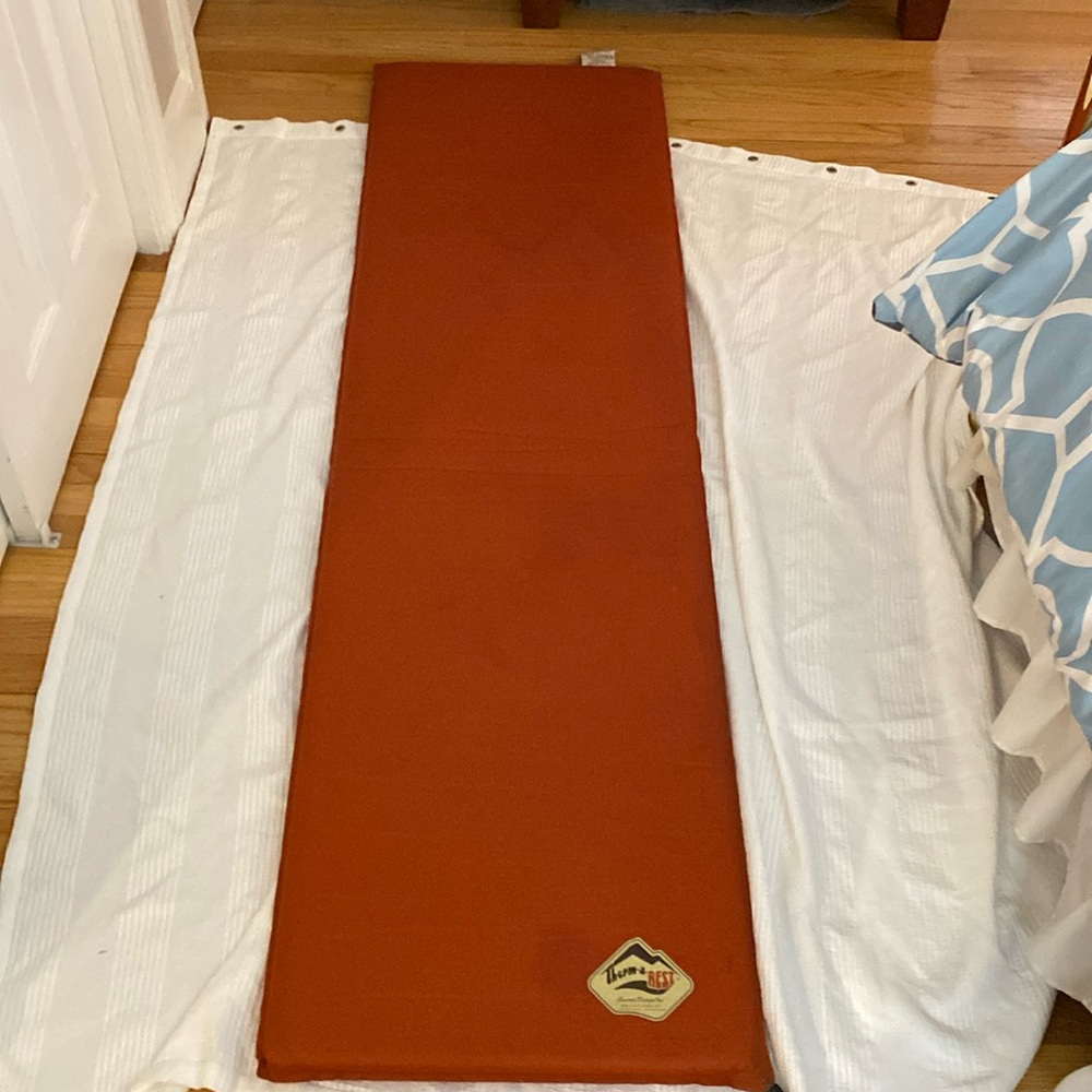 THERMAREST ORIGINAL SELF INFLATING SLEEPING PAD